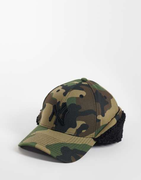 New Era NY Yankees 39thirty camo print downflap cap with black fleece in multi - view 1