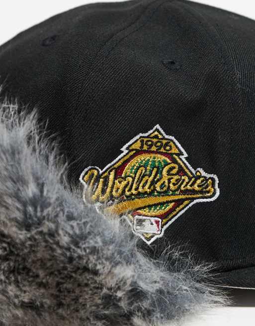 New Era - NY Yankees - 59fifty - Sort kasket med hundeører i imiteret pels, 2 af 3