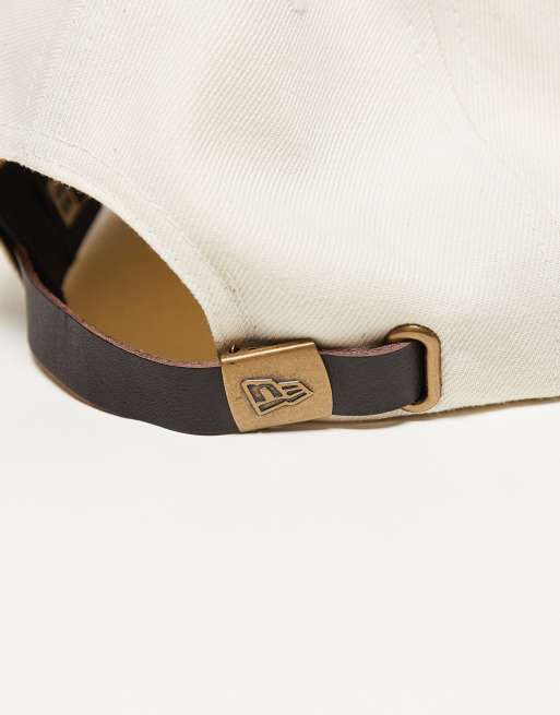 New Era NY Yankees 9fifty canvas cap with suede contrast peak in cream/brown, 2 of 3