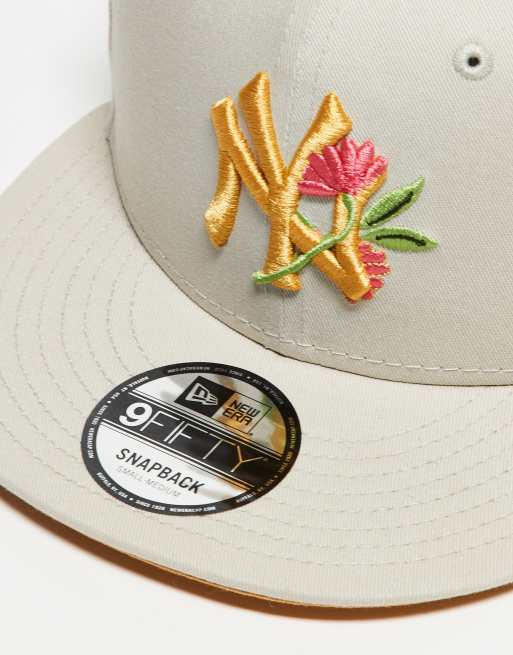 New Era - NY Yankees - 9fifty - Casquette avec fleur brodée - Beige, 2 de 3