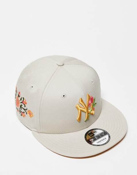 New Era NY Yankees 9fifty floral embroidered cap in beige - view 1