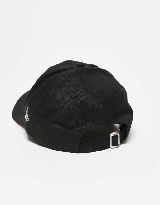 New Era NY Yankees 9forty animal print logo cap in black, 3 of 3