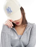 [New Era] New Era NY Yankees 9Forty cap in cream-White No Size Cream