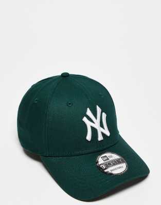 New Era NY Yankees 9forty cap in forest green - view 1