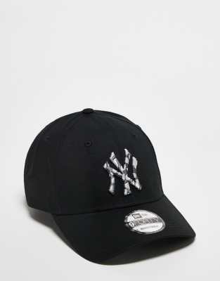 New Era New Era NY Yankees 9forty cap with camo logo in black