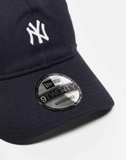 New Era NY Yankees 9Forty contrast mini logo cap in navy, 2 of 3