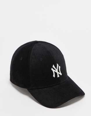 New Era New Era NY Yankees 9forty cord cap in black