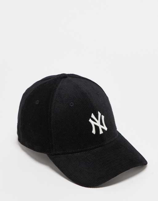 New Era NY Yankees 9forty cord cap in black