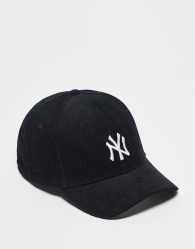 New Era NY Yankees 9forty cord cap in black