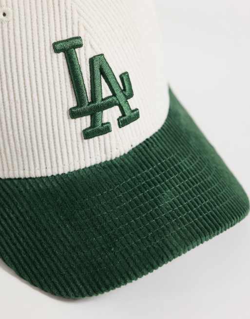 New Era NY Yankees 9forty cord contrast peak cap in neutral/dark green, 2 of 3