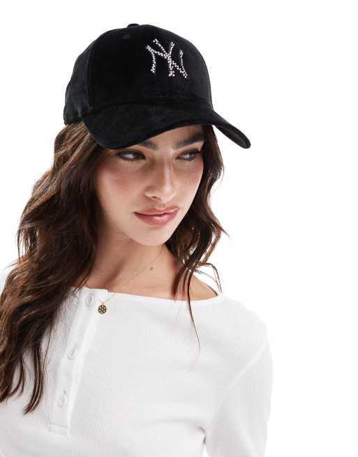 New Era – NY Yankees 9forty – Czarna welurowa czapka z daszkiem i logo ze strasów
