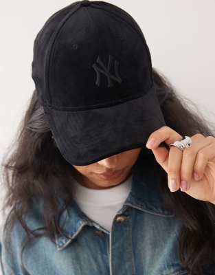New Era - NY Yankees 9forty - Damen-Kappe aus Velours in Schwarz