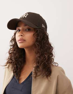 New Era - NY Yankees 9Forty - Damen-Kappe in Braun-Brown