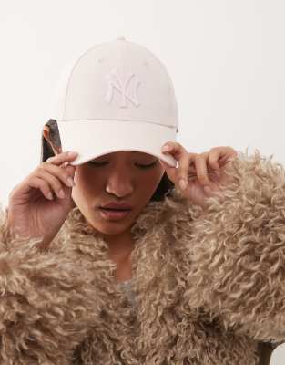 New Era - NY Yankees 9FORTY - Damen-Kappe in Rosa mit Metallic-Logo