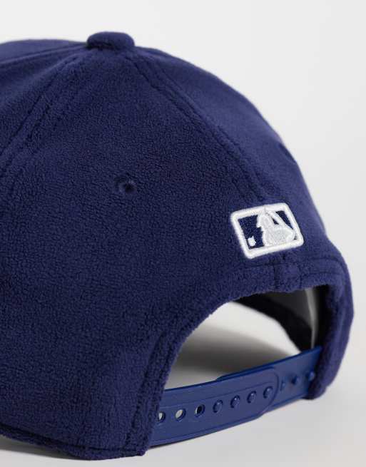 New Era NY Yankees 9forty fleece fabric cap in navy, 3 of 3