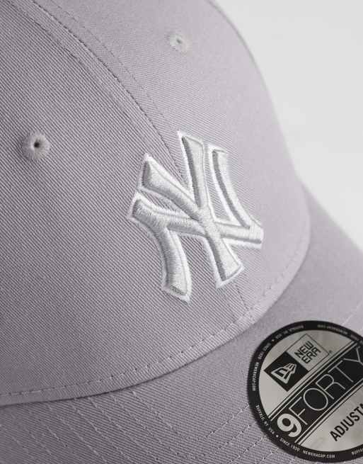 New Era - NY Yankees 9forty - Grå kasket med logoomrids, 2 af 3