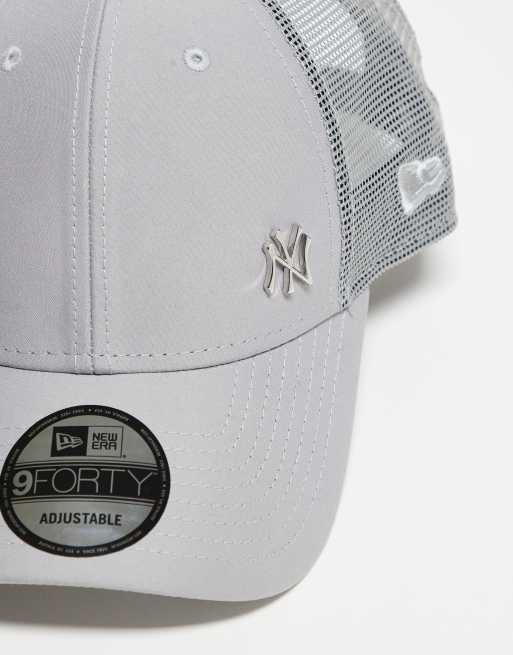 New Era – NY Yankees – 9forty – Grå truckerkeps med liten logga, 2 av 3