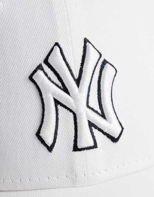 New Era – NY Yankees 9forty – Kappe in Weiß mit Kontur-Logo, 2 von 3