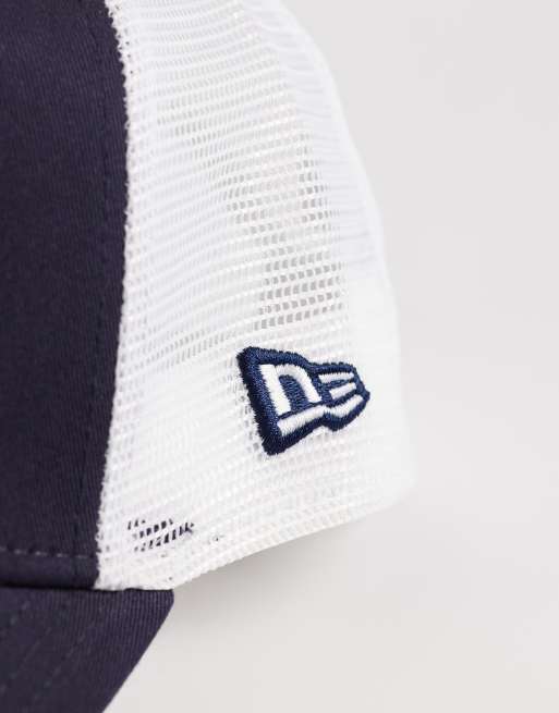 New Era – NY Yankees – 9forty League Essential – Marinblå/vit truckerkeps, 2 av 3