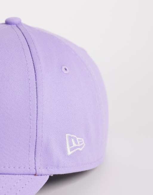 New Era - NY Yankees 9Forty League Essential - Pet in lila, 2 van 3