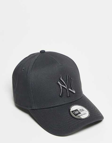 New Era NY Yankees 9forty metallic logo cap in grey - view 1
