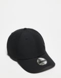 [New Era] New Era NY Yankees 9Forty mini logo detail cap in black One Size BLACK