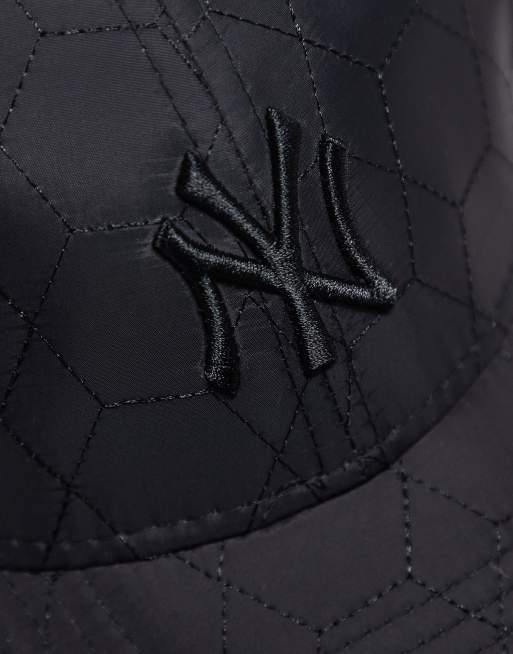 New Era NY Yankees 9forty quilted cap in black , 2 of 3