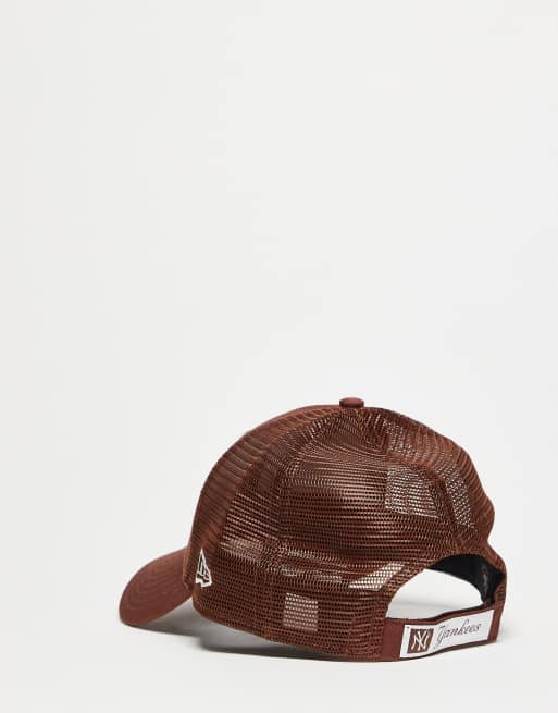 New Era NY Yankees 9forty trucker cap in brown
