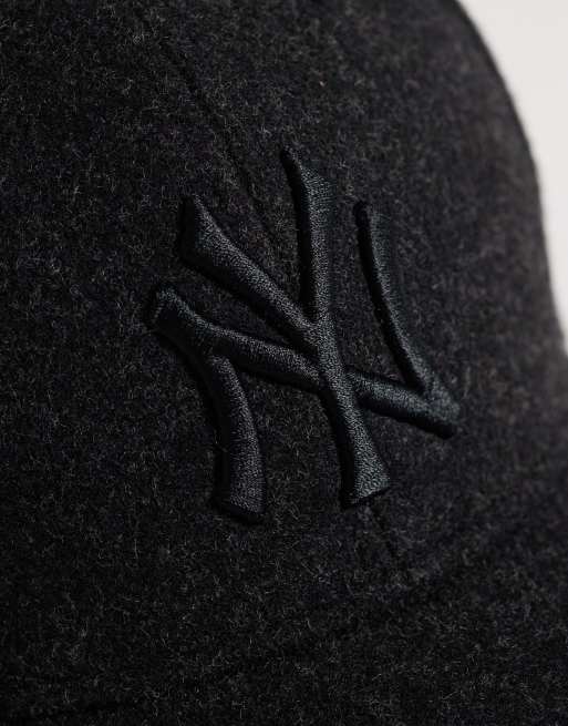 New Era NY Yankees 9forty winter fabric cap in black, 2 of 3