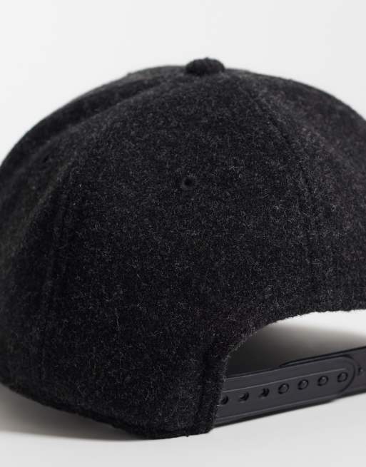 New Era NY Yankees 9forty winter fabric cap in black, 3 of 3