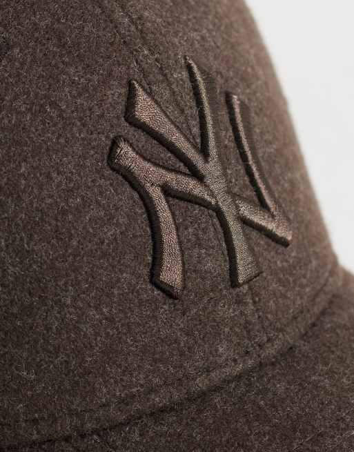 New Era NY Yankees 9forty winter fabric cap in brown, 3 of 3