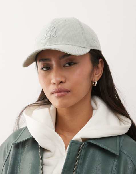 New Era NY Yankees 9forty womens pastel corduroy cap in blue - view 1