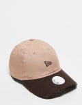 [New Era] New Era NY Yankees 9Twenty contrast cap in brown One Size Brown