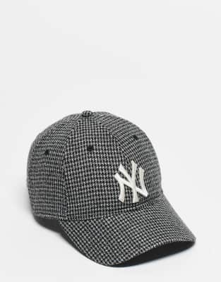 New Era NY Yankees 9twenty houndstooth cap in grey | ASOS