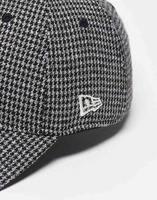 New Era NY Yankees 9twenty houndstooth cap in grey | ASOS