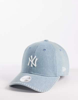 New Era - NY Yankees 9Twenty - Jeans-Kappe für Damen mit Ziernaht in hellblauer Waschung