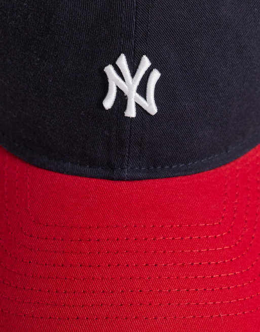 New Era NY Yankees 9twenty mini logo contrast peak cap in multi, 2 of 3