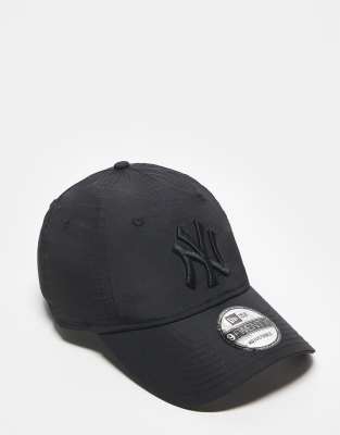 New Era New Era NY Yankees 9twenty poly cap in black