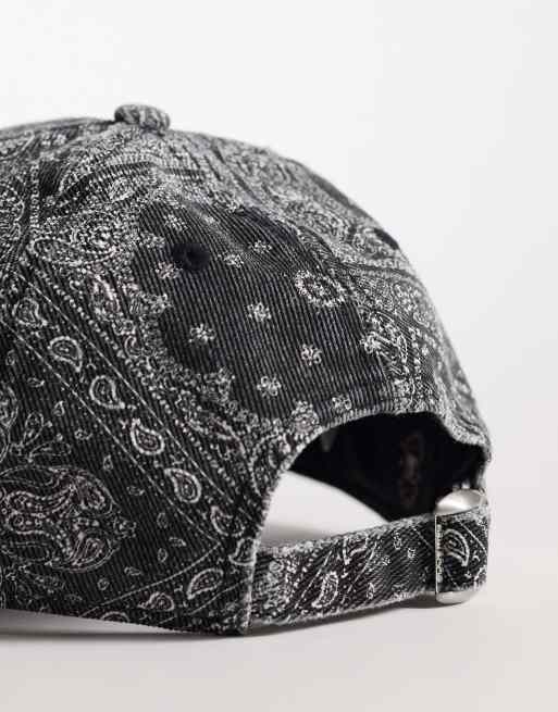 New Era NY Yankees 9twenty washed denim paisley print cap in black, 3 of 3