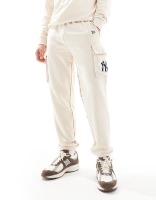 New Era New Era NY Yankees cargo style joggers with pocket detail in cream-White