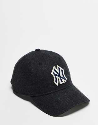 New Era New Era NY Yankees contrast logo 9twenty wool cap in black