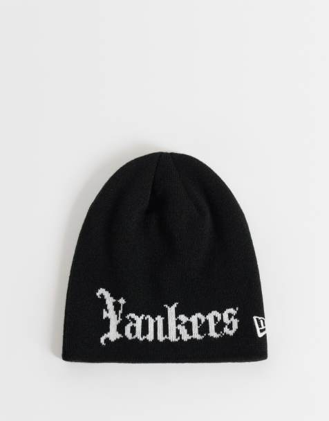 New Era NY Yankees gothic script logo knit beanie in black - view 1