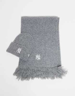 New Era New Era NY Yankees knit beanie and scarf set in grey