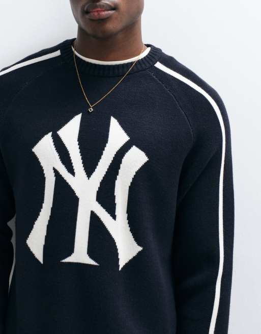 New Era NY Yankees large logo knitted jumper with contrast piping in navy, 4 of 5