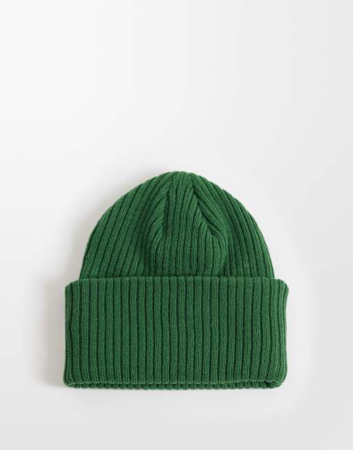 New Era NY Yankees logo cuff knit beanie in dark green, 3 of 3