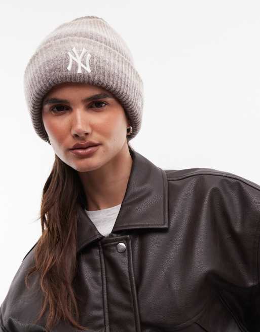 New Era NY Yankees Logo Damen-Ombre-Strickmütze mit Umschlag in Braun-Multi, 3 von 3