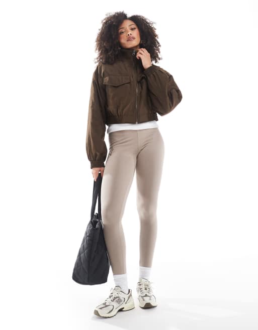 New Era NY Yankees logo leggings in taupe