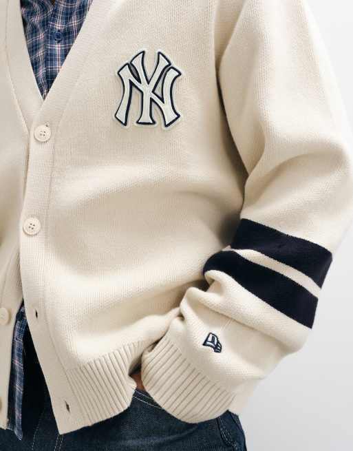 New Era NY Yankees logo MLB knitted cardigan in cream, 2 of 5