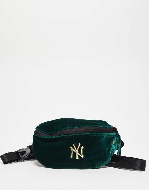 New Era NY Yankees logo velour mini waist bag in green - view 1