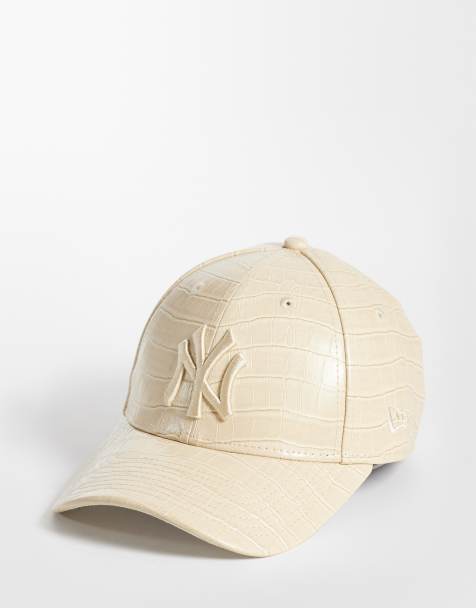 New Era NY Yankees logo women's 9forty PU croc print tonal cap in beige - view 1